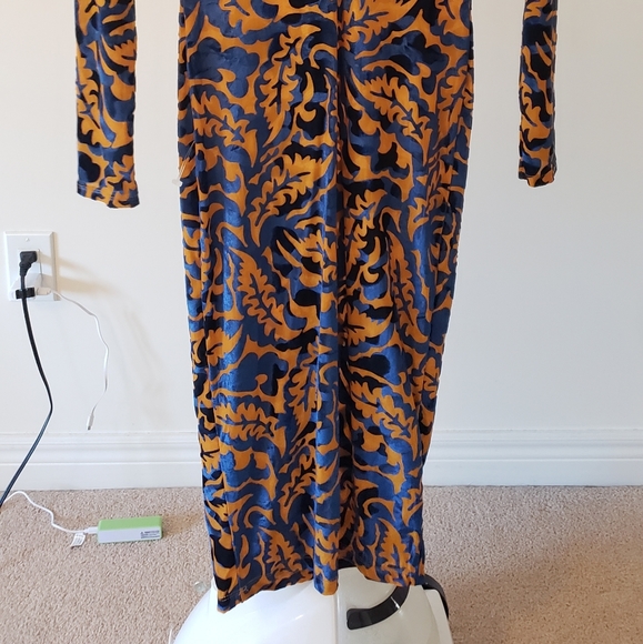 Evening Dress - Picture 2 of 3